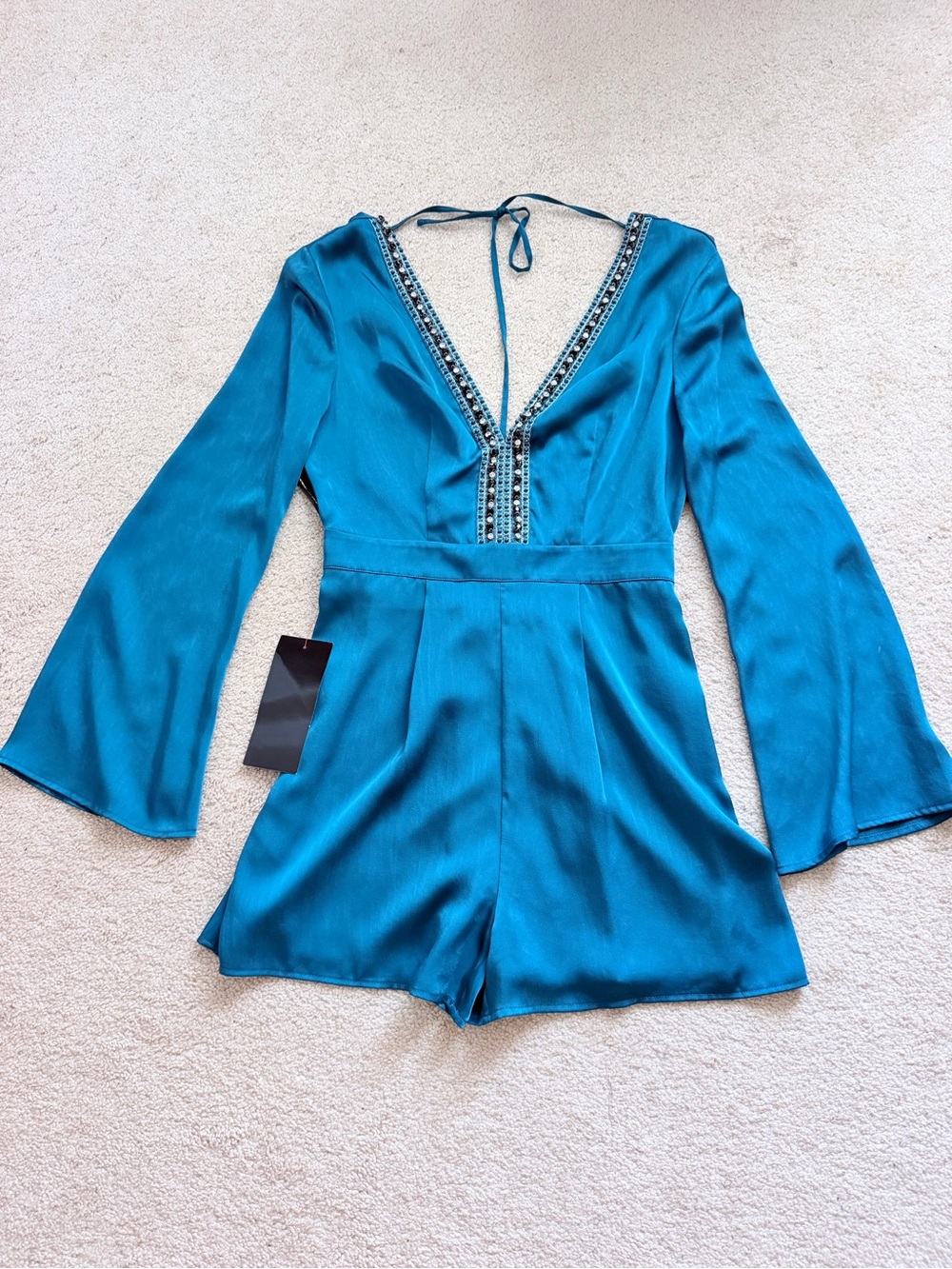 New bebe Satin Teal V-Neck Embellished Long-Sleeve Romper Size 6